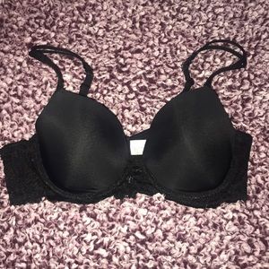 Black back lace strap bra